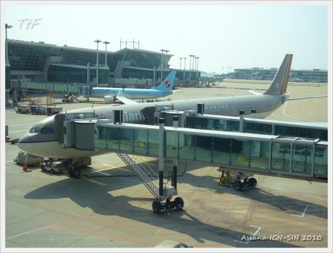 ICN-SIN060.JPG